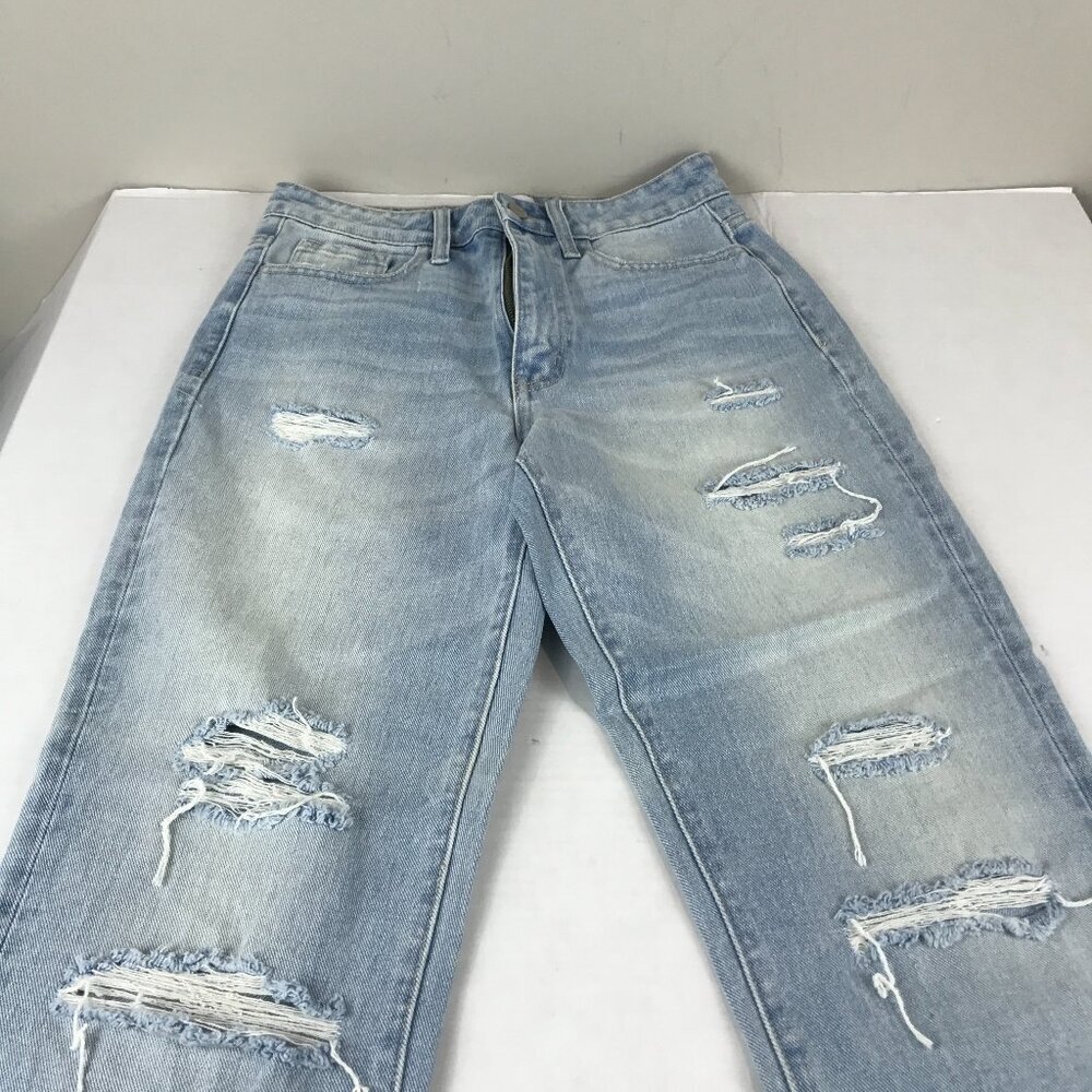 Women's Vervet light wash, factory distressed Jeans, Size 26, NWT